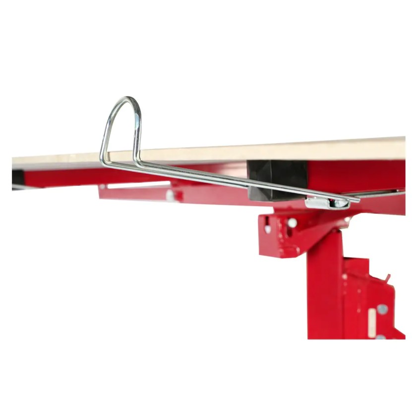 Cad iad na réamhchúraimí maidir le húsáid ardaitheoirí?